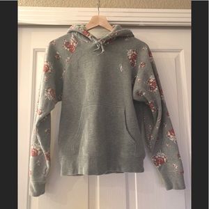 Excellent like new condition Obey Propaganda xs sweatshirt